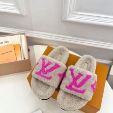 Louis Vuitton Slippers